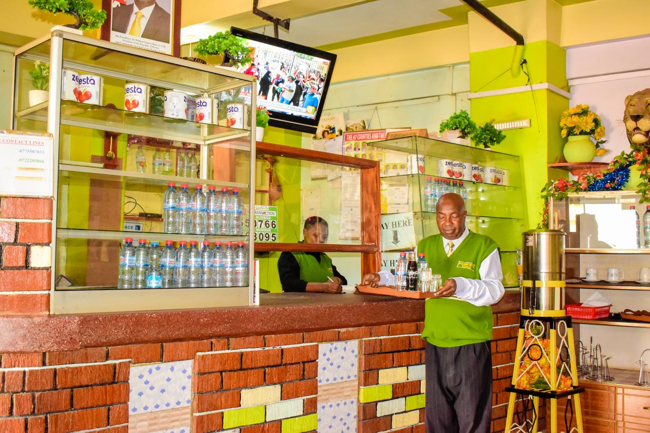 Crystal Refreshments Counter